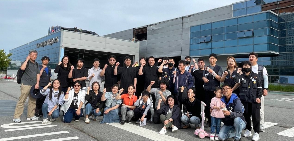 지난달 한일 - 옵티칼 방문1.jpg