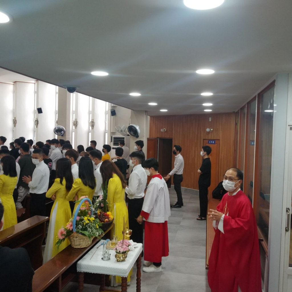 베트남 미사 남부그룹 축일.jpg