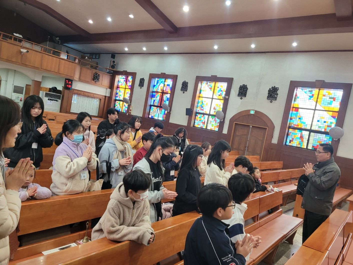 3월29일 동항방문 십자가의길  미사참여.jpg