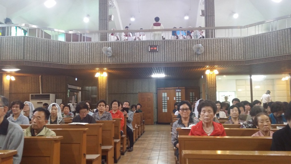 20171008_04_02(성가대 특송 경청).jpg