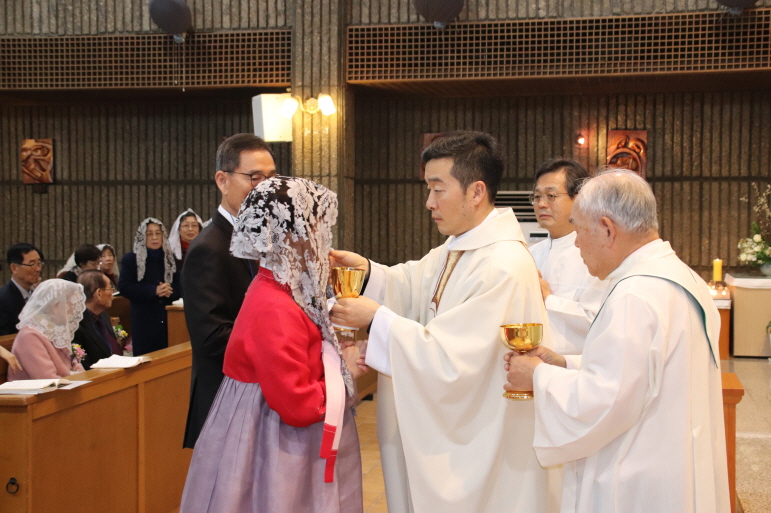 석포성당 세례식2020-02-02-055.JPG