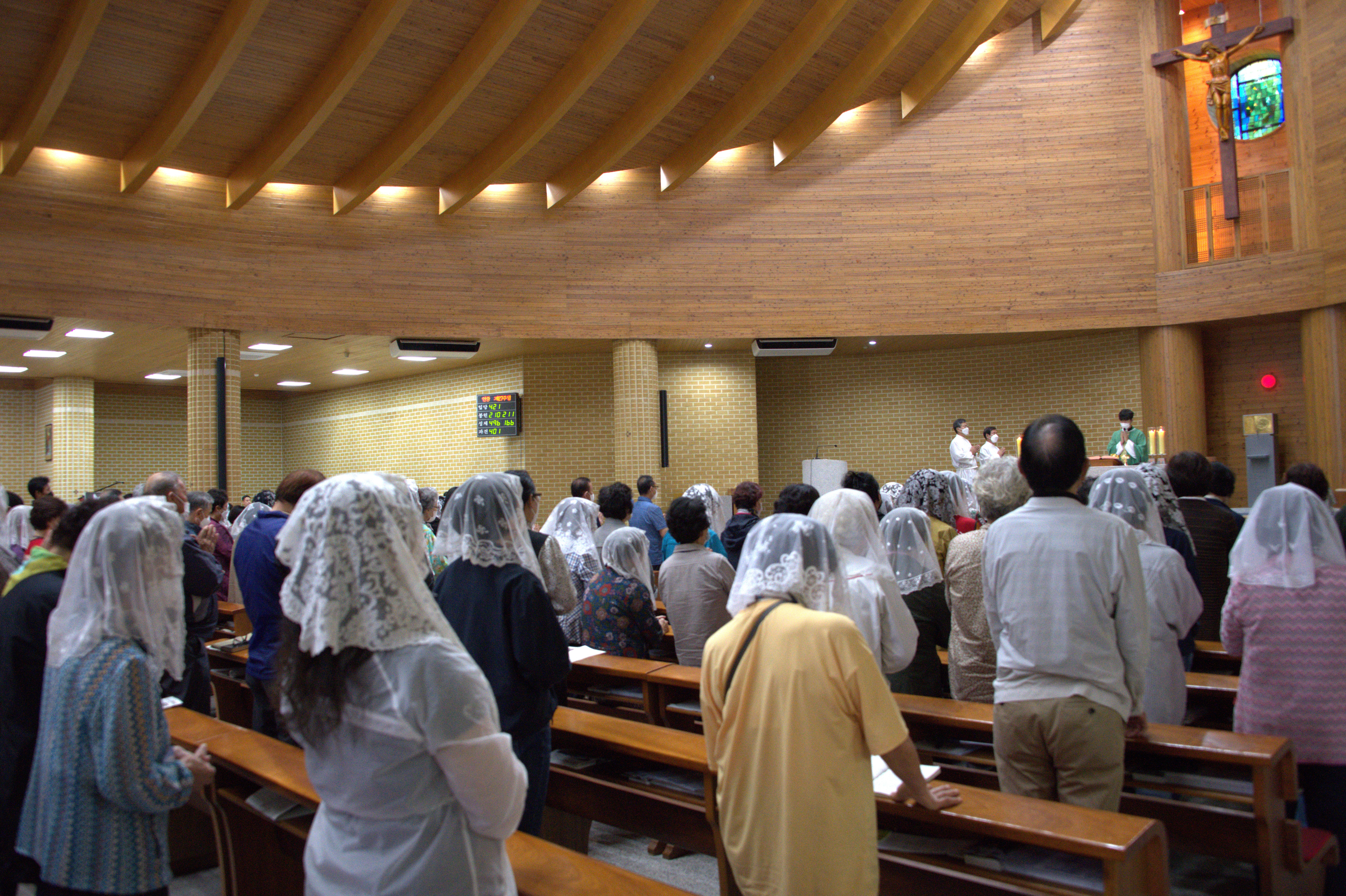 배론대성당 주일미사02.jpg