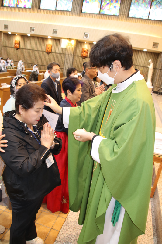 22 세례식 IMG_1419.png