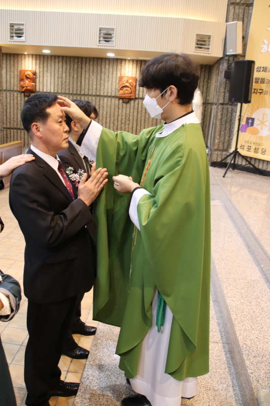 22 세례식 IMG_1421.png