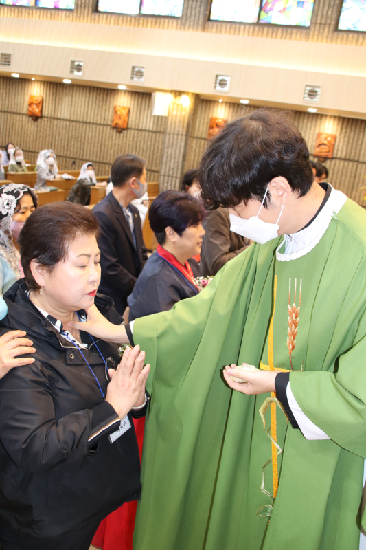 22 세례식 IMG_1402.png