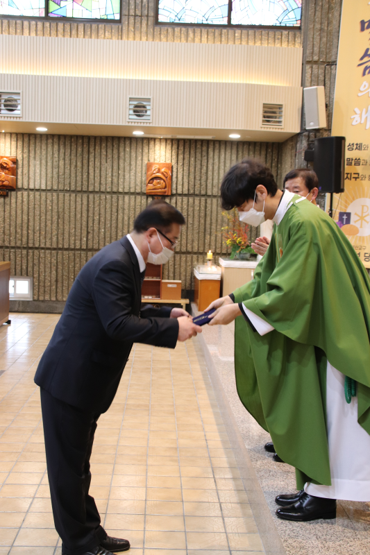 22 세례식 IMG_1436.png