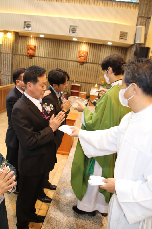 22 세례식 IMG_1415.png