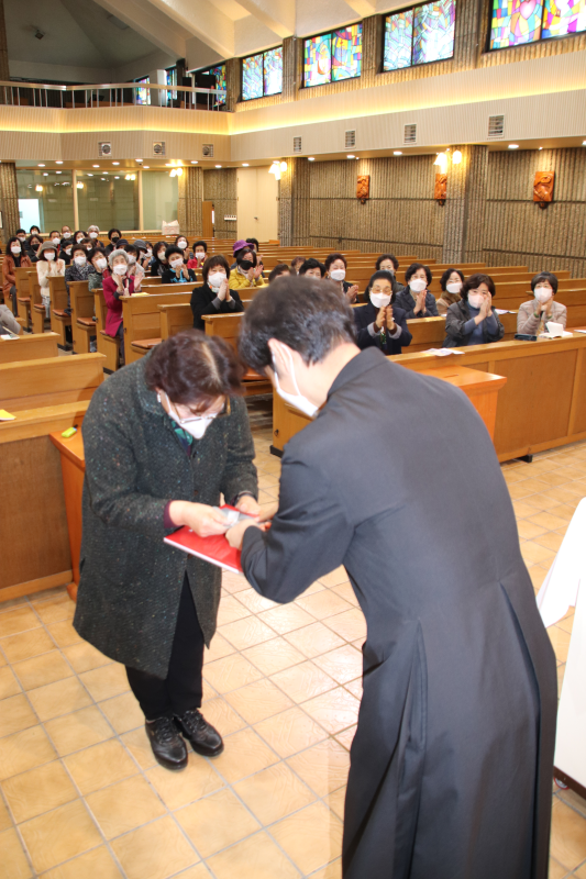 22-10 세례식 IMG_1479.png