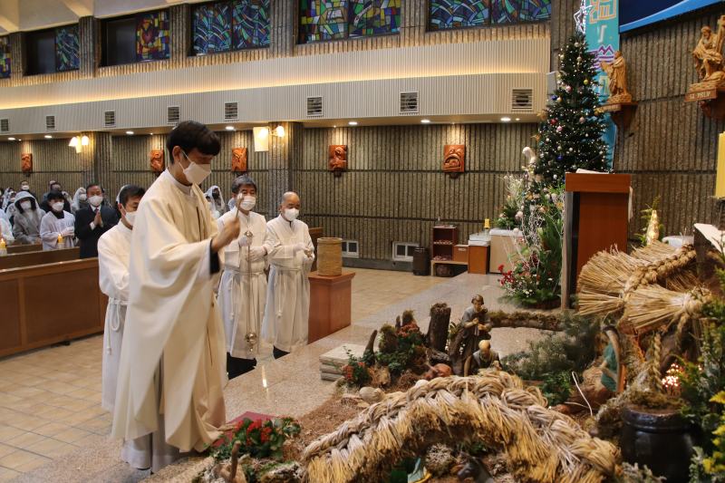 22-12-24 성탄 전야 IMG_1525.png