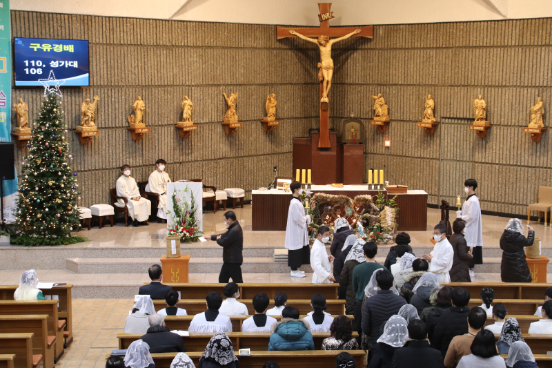 22-12-24 성탄 전야 IMG_1538.png