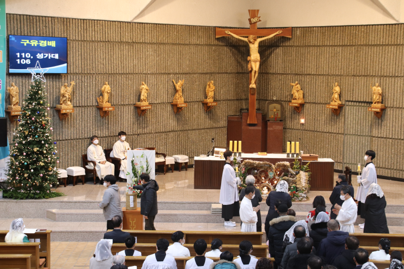 22-12-24 성탄 전야 IMG_1541.png