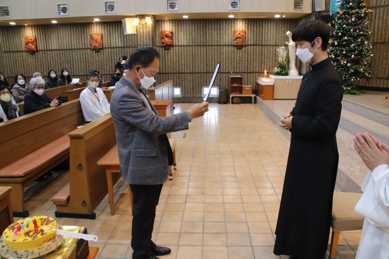 22-12-25 성탄미사IMG_1584.png