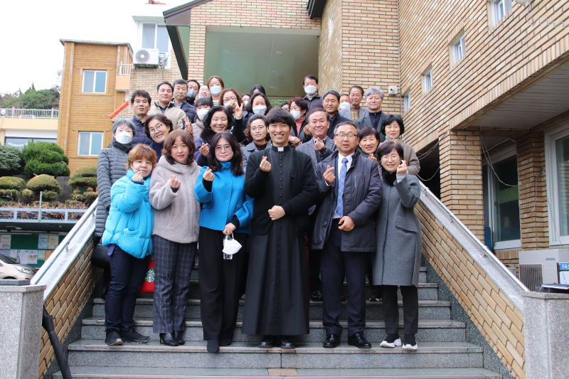 23-1-15 상임위원 위촉 IMG_1618.png