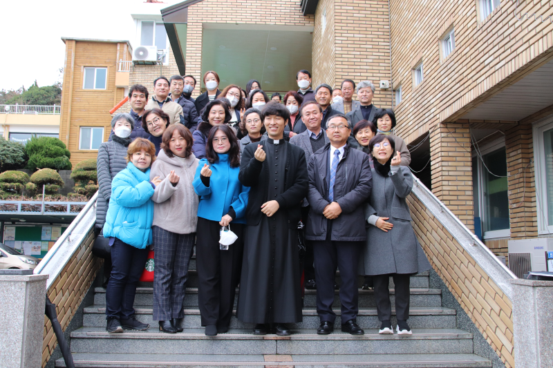 23-1-15 상임위원 위촉 IMG_1617.png