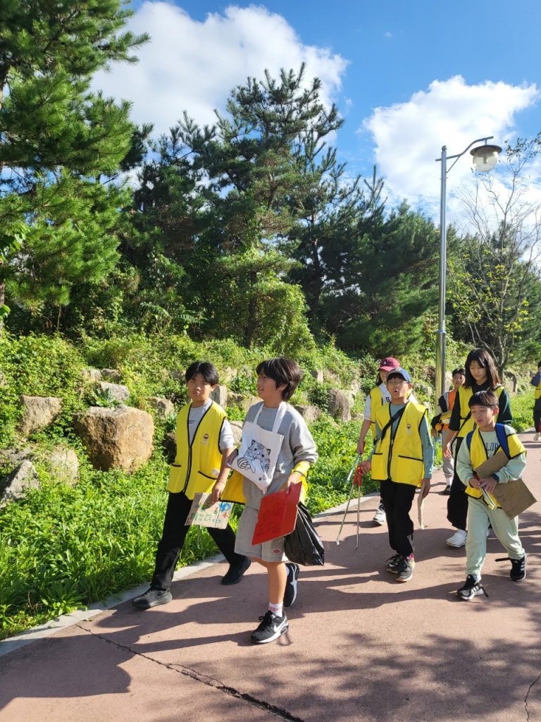 20241026주일학교플로킹 (22).jpg