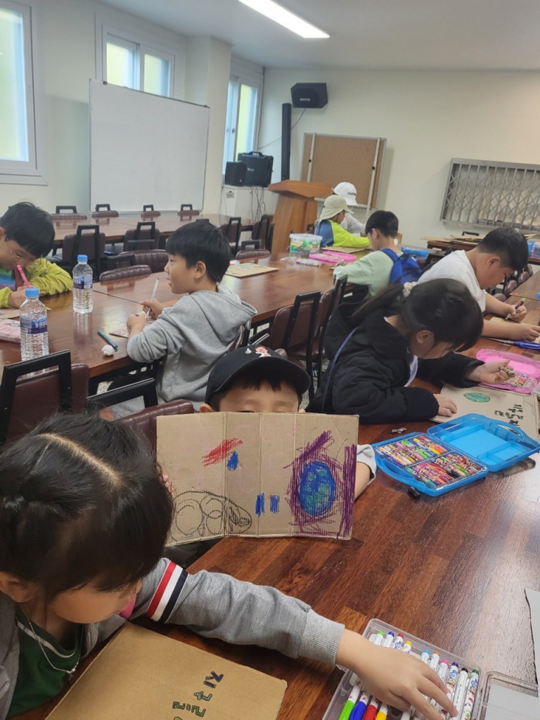 20241026주일학교플로킹 (9).jpg