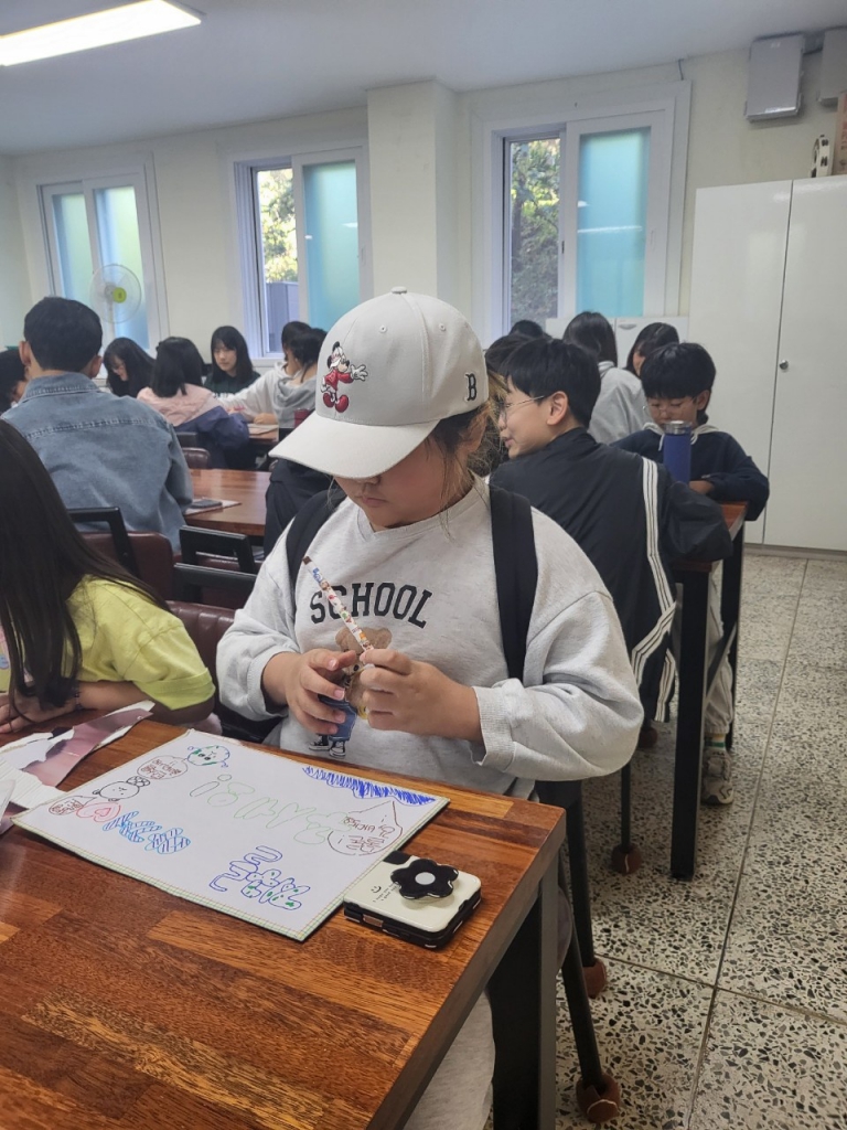 20241026주일학교플로킹 (6).jpg