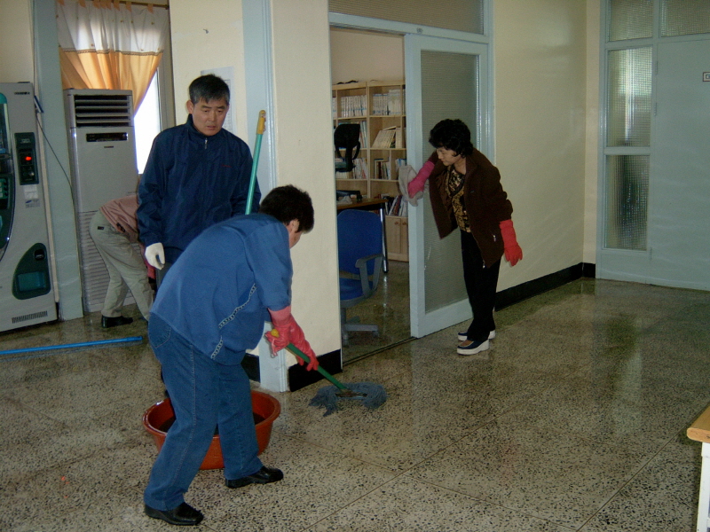 주일학교대청소 (15).jpg