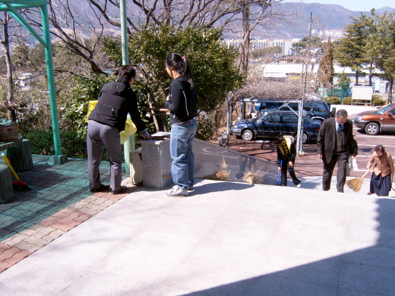 주일학교대청소 (6).jpg