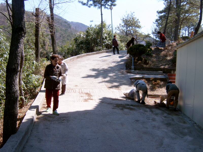 주일학교대청소 (9).jpg