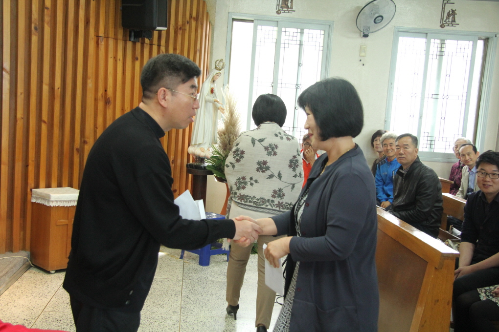 2014 10 05전열사도요한신부님 마지막미사 011.jpg