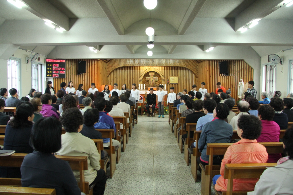 2014 10 05전열사도요한신부님 마지막미사 015.jpg