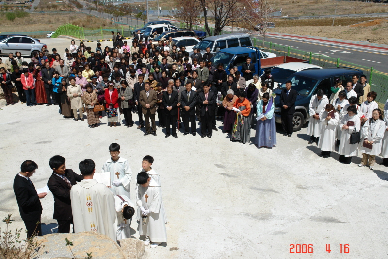 20060416김대건 안드레아신부님상 축성식DSC01988.JPG