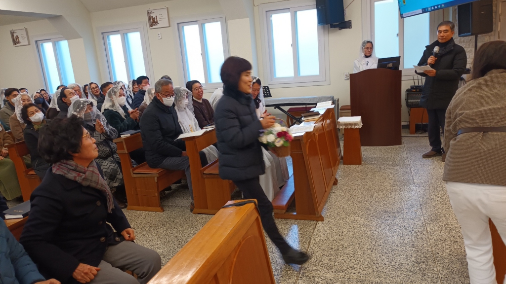 20231224사도요한 신부님영명축 (1).jpg