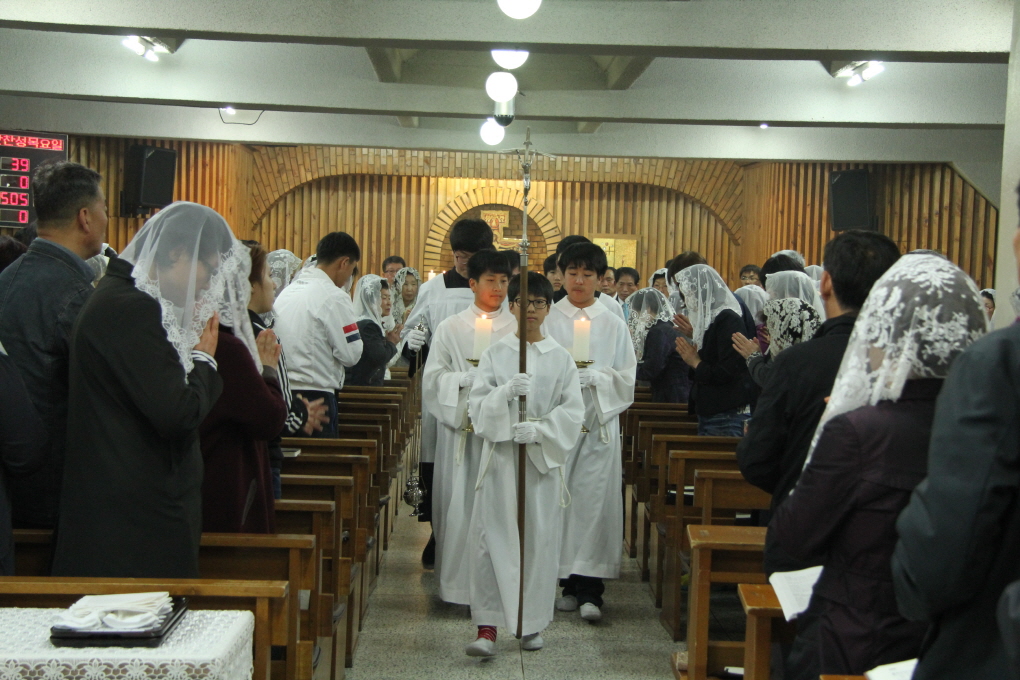 2014 04 19부활성야 영세식 006.jpg