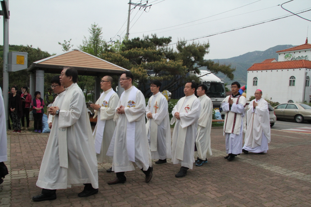 2014 04 26푸른나래축복식 손주교님 038.jpg
