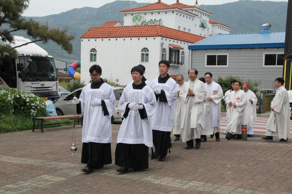 2014 04 26푸른나래축복식 손주교님 036.jpg