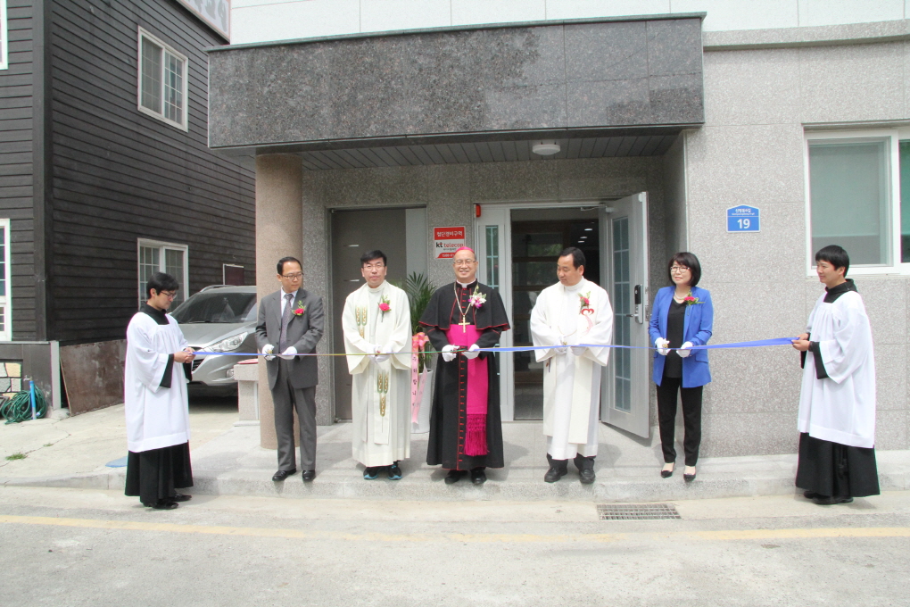 2014 04 26푸른나래축복식 손주교님 007.jpg
