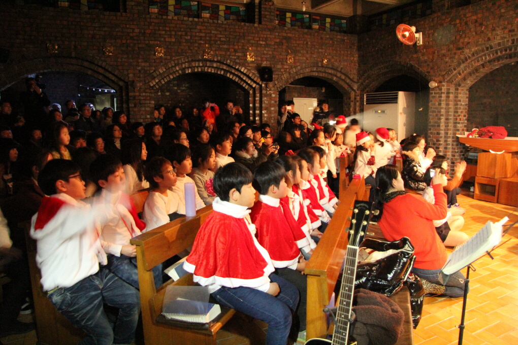 2014 12 2성탄제 016.jpg