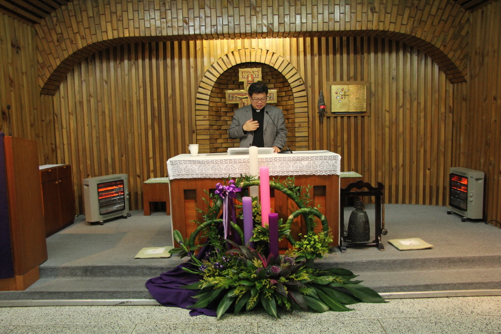 2014,12,09대림특강 초대신부님 주영돈 토마스 001.jpg