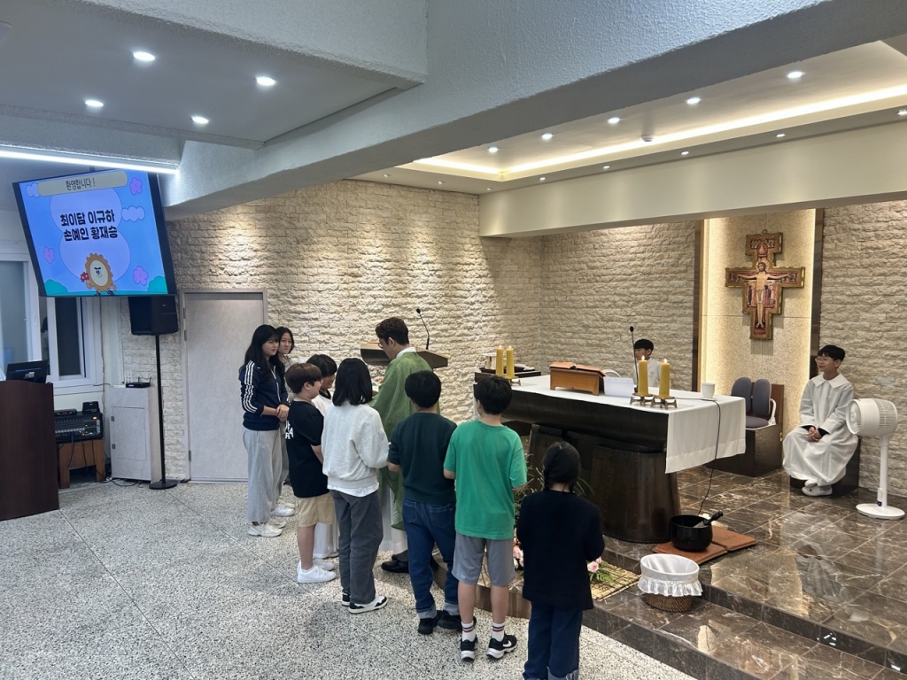 20241012 주일학교 예비자 환영식 (3).jpg