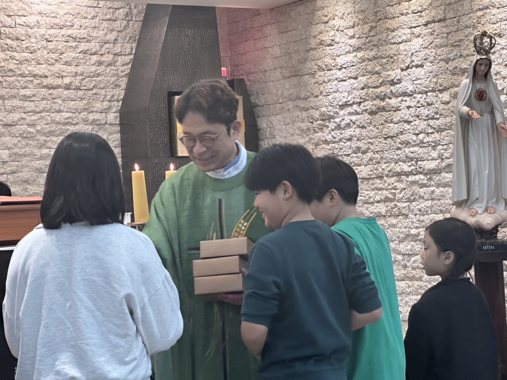 20241012 주일학교 예비자 환영식 (16).jpg