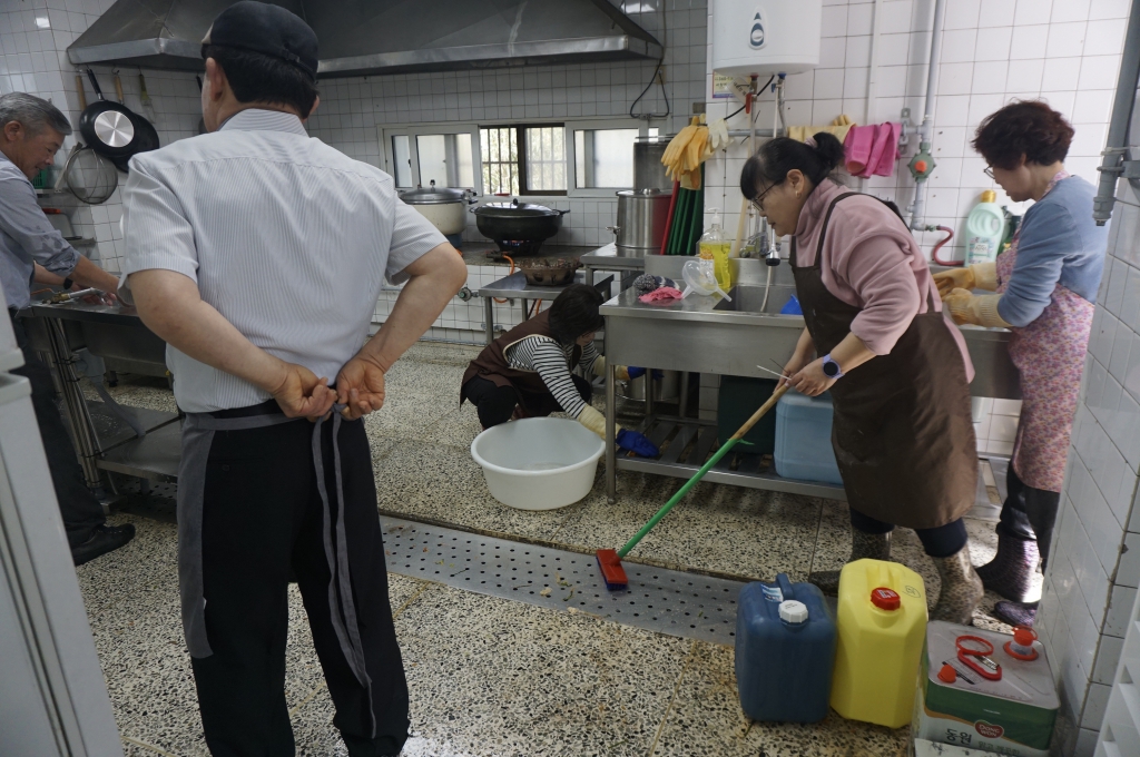 20240317부활맞이대청소 (15).JPG