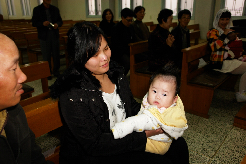 101106유아세례 (3).JPG