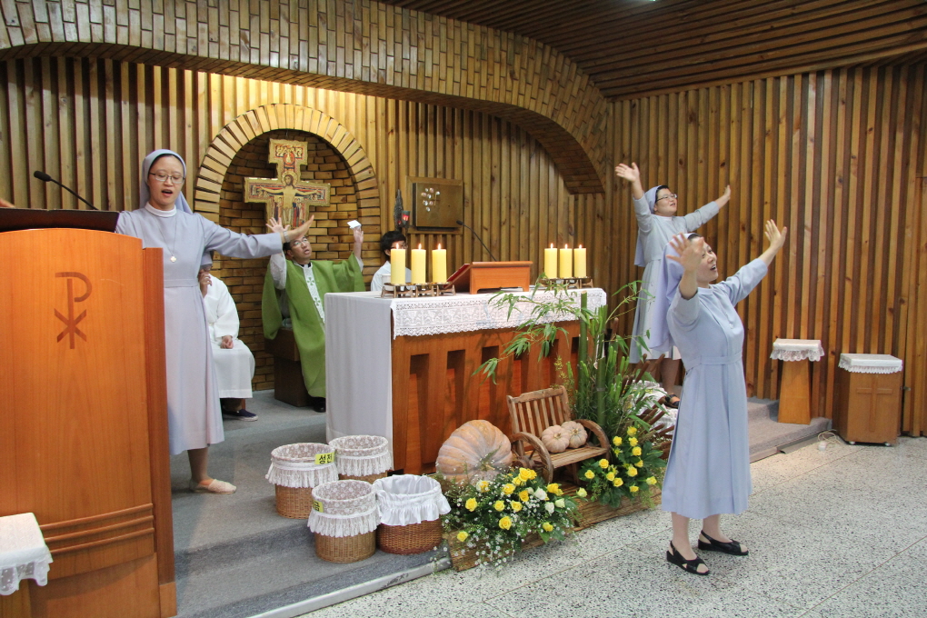 2013 09 29 제18회본당의날 006.jpg