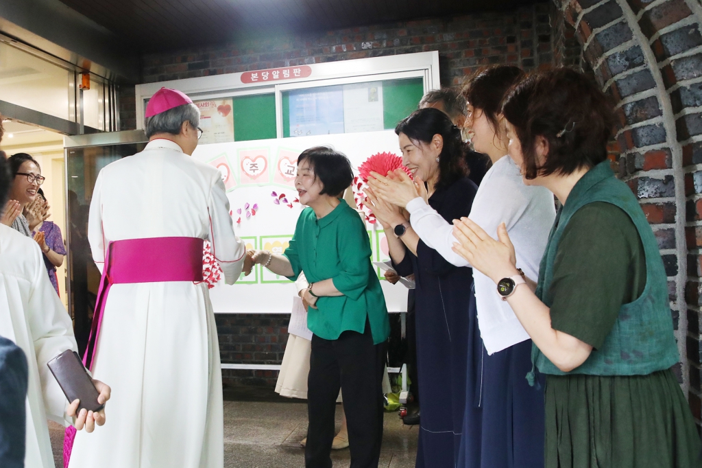 20240630견진성사 (18).jpg