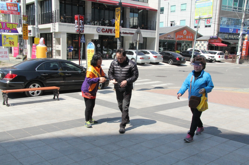 2014 04 06 롯데마트앞 가도선교 005.jpg