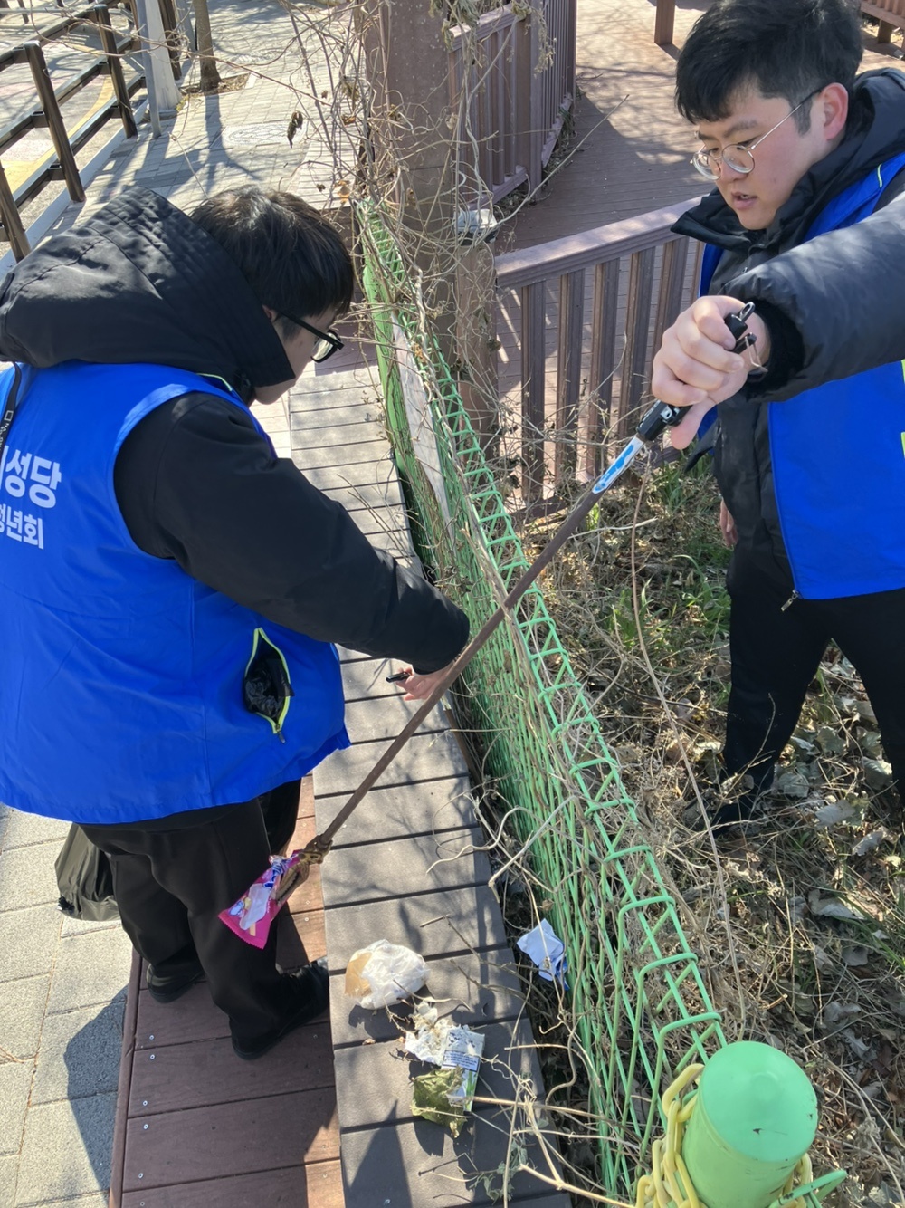 2025년 1월12일-청년회봉사활동학사님.jpg