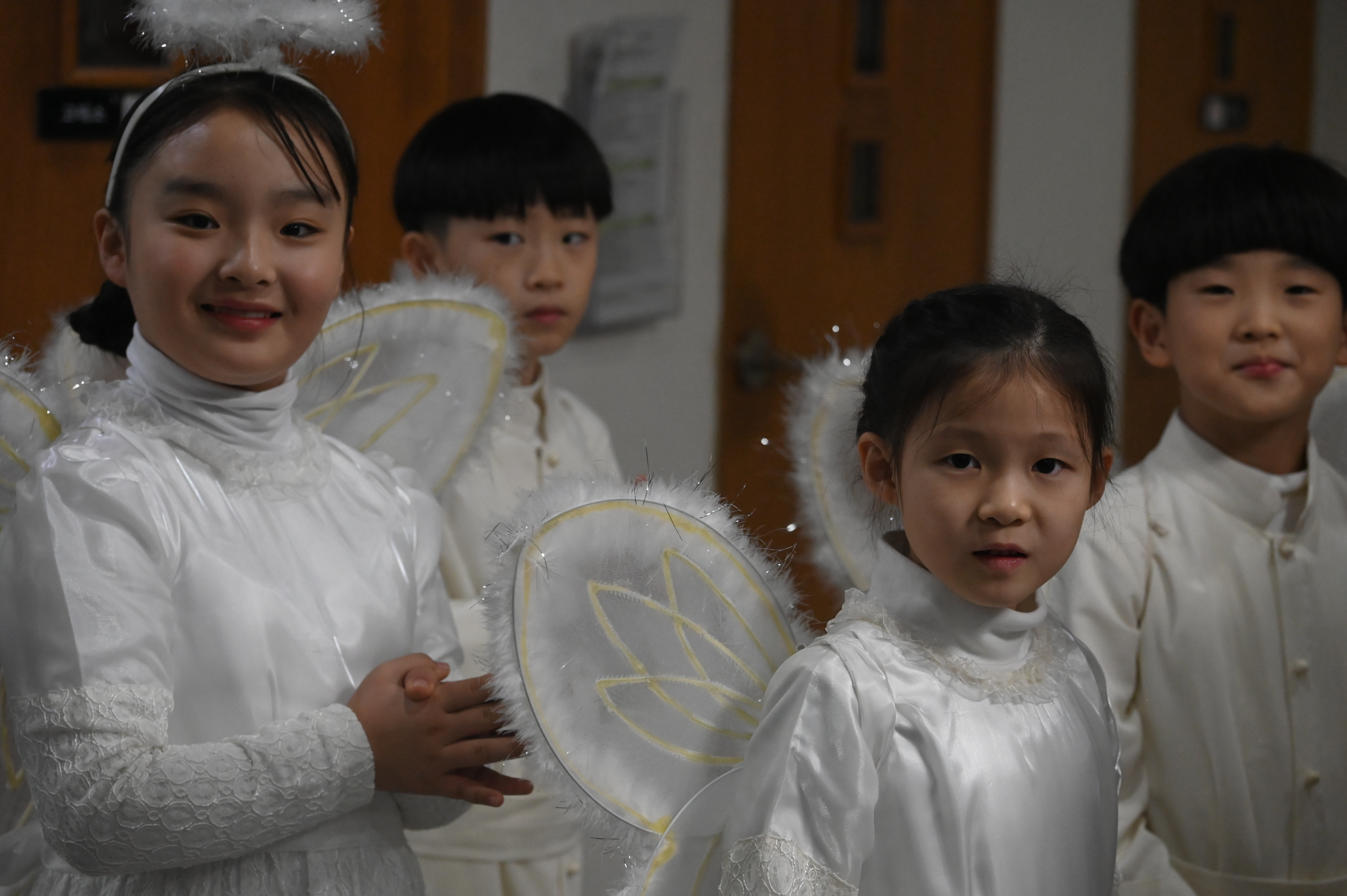 2024년12월24일-성탄밤미사천사들 (2).JPG