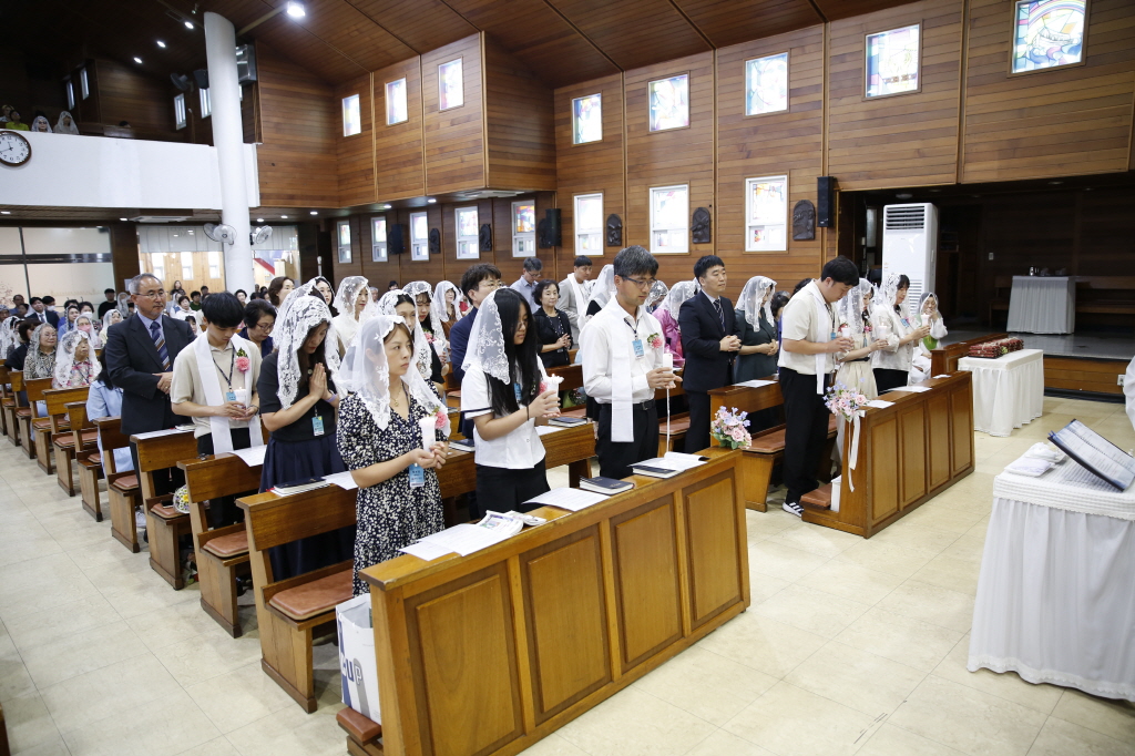 [크기변환]2023-09-10 46기 세례식 (53).JPG