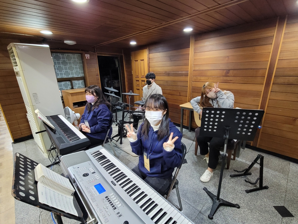 02. 미사전 반주단.jpg