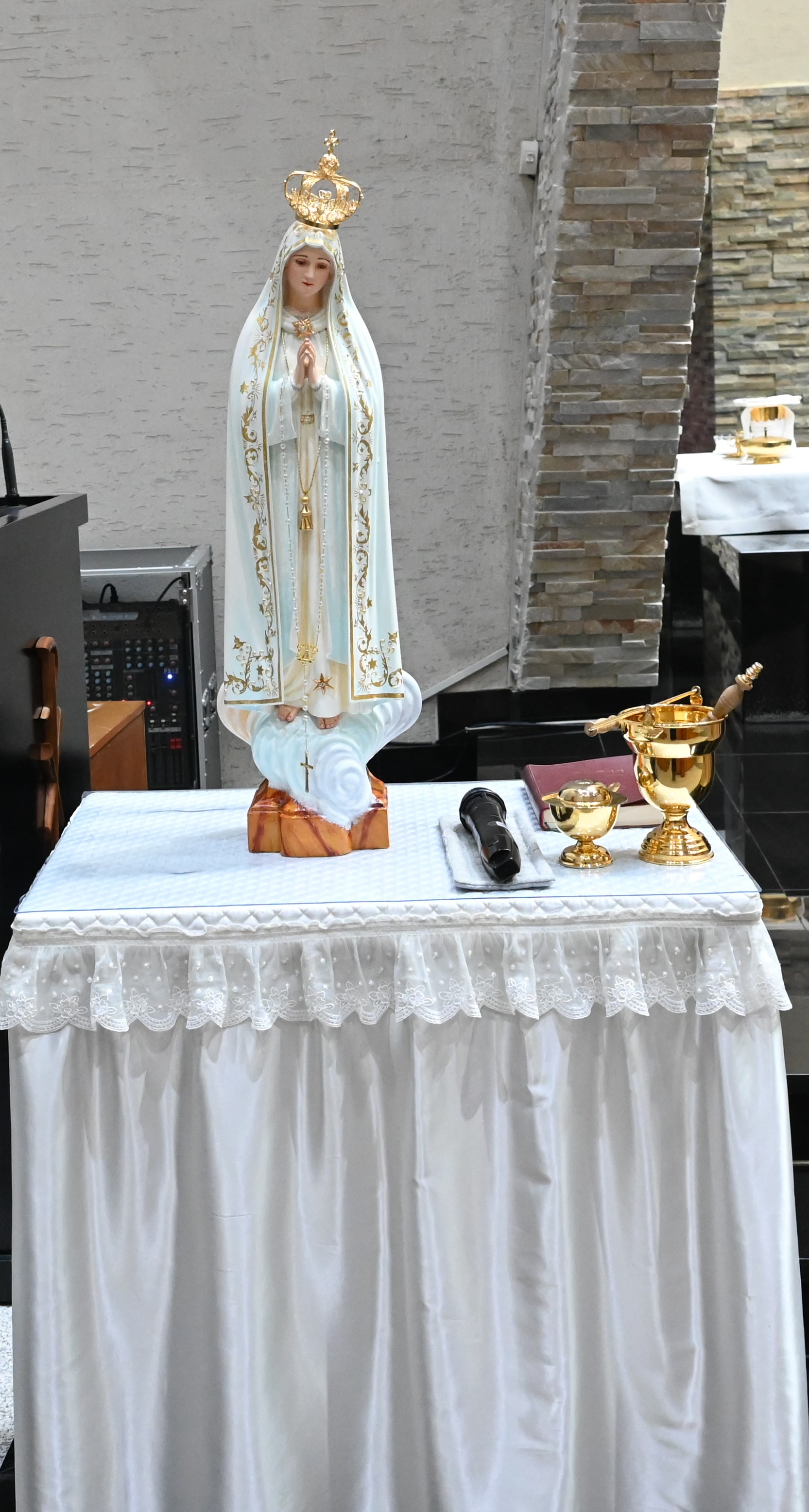 2025년 2월16일-파티마성모상축복식11성모상.JPG