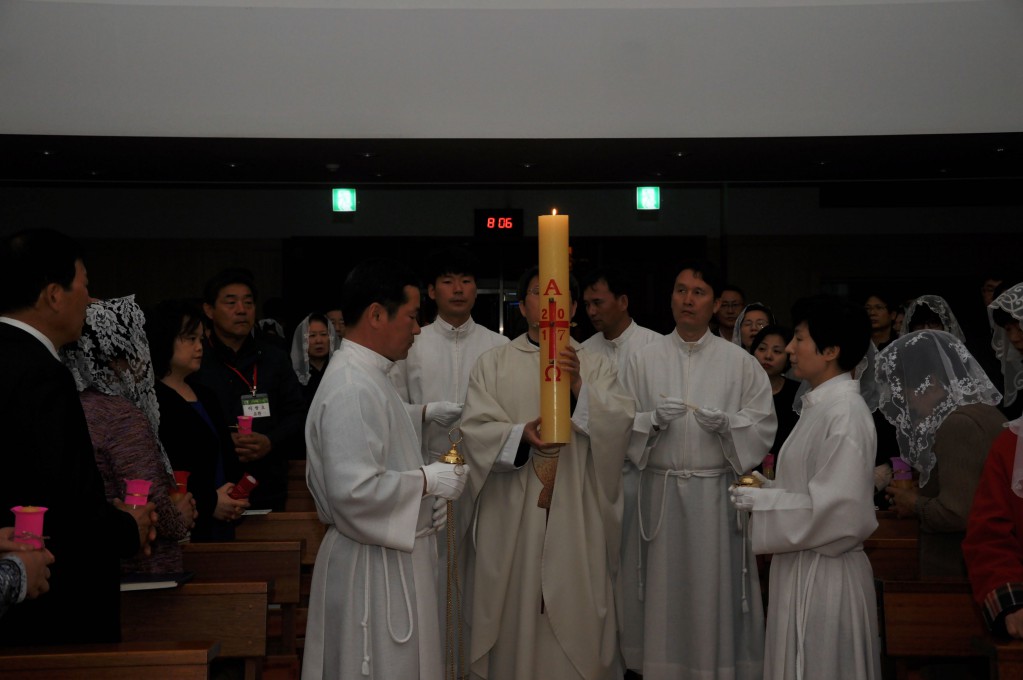 2017-04-15  20-30-23부활성야_남목_003.JPG