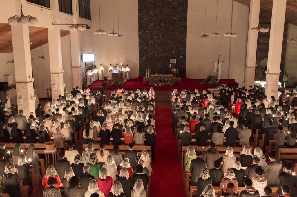 2017-04-15 20-38-48부활성야_중앙_009.jpg