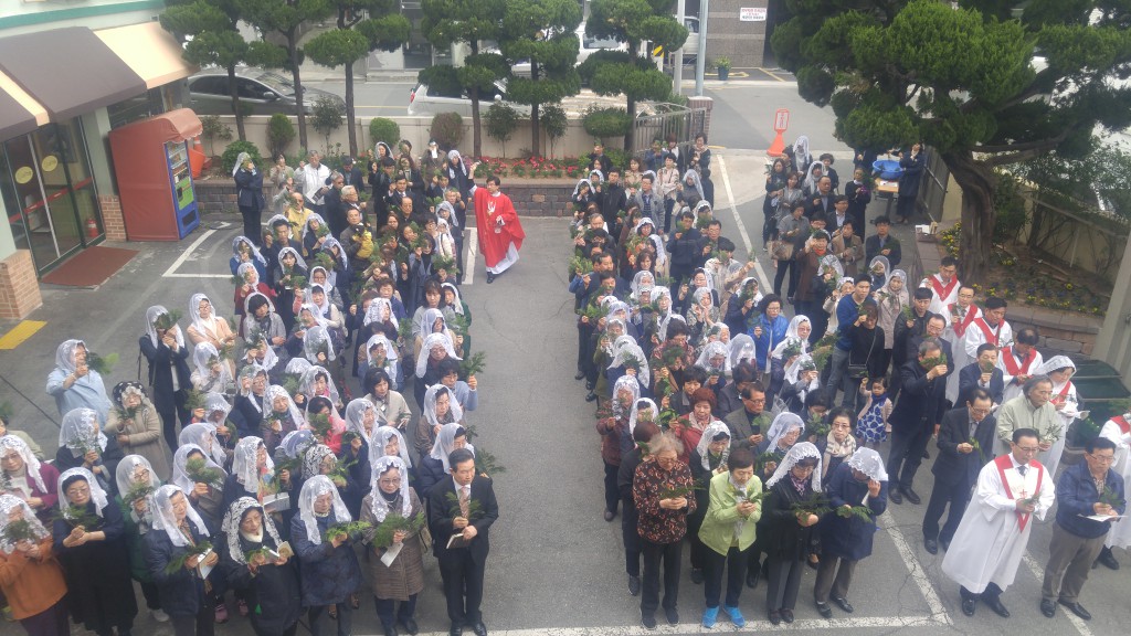 2017-04-09 11-05-24주님수난성지주일_거제동_008.jpg