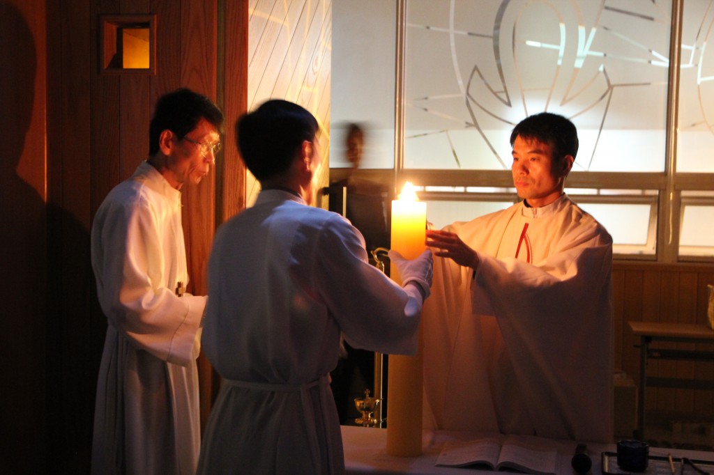 2017-04-15  20-40-37부활성야_당리_007.JPG